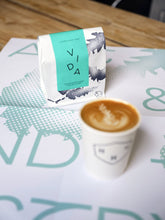 Load image into Gallery viewer, Vida
