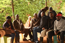 Load image into Gallery viewer, Kenya Ndaroini # 10 &lt;br&gt;Green Coffee Beans
